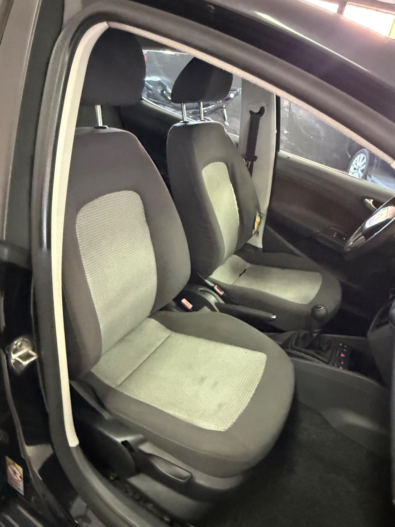 Seat Ibiza 1.4 5p. Style Dual
