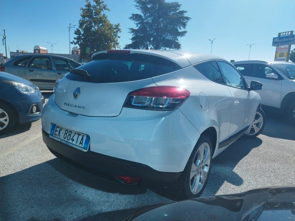 Renault Megane Coupé 1.5 dCi 90CV Wave Edition