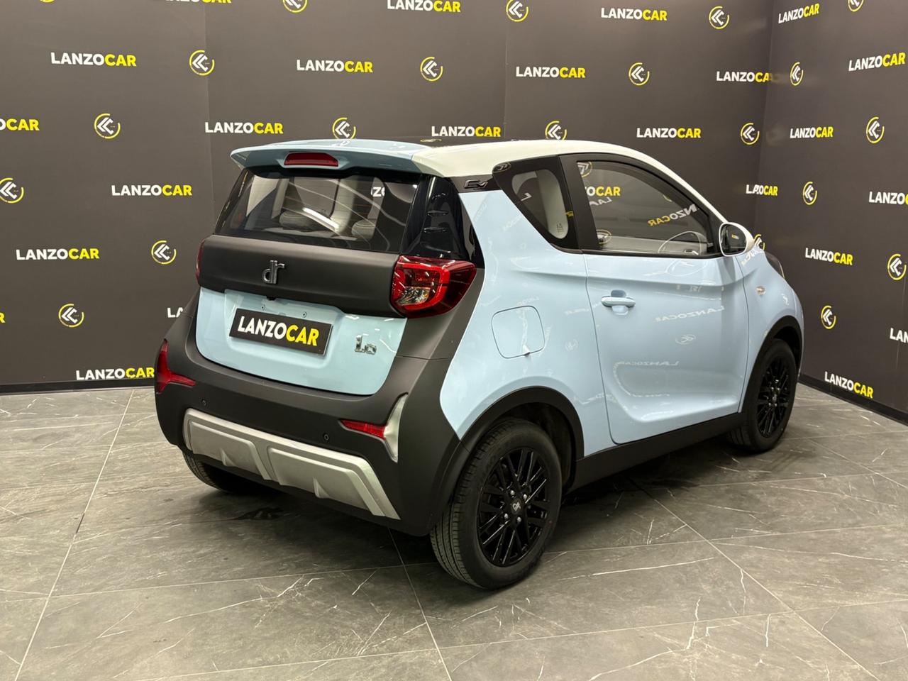 Dr Dr 1.0 EV EV KWH 31*BLUE-WHITE*