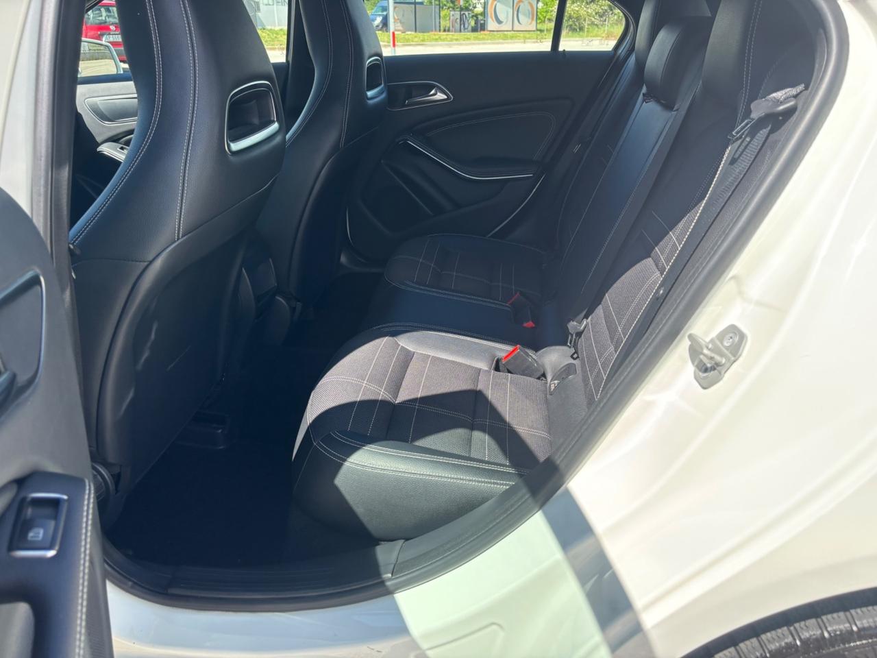 Mercedes-benz A 200 A 200 CDI Sport