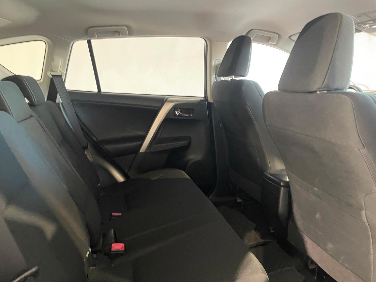 Toyota RAV 4 RAV4 2.0 D-4D 4WD Lounge