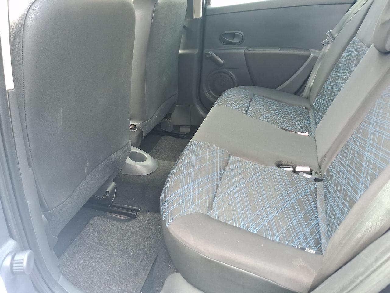 Renault Clio 1.2 16V 5 porte Confort
