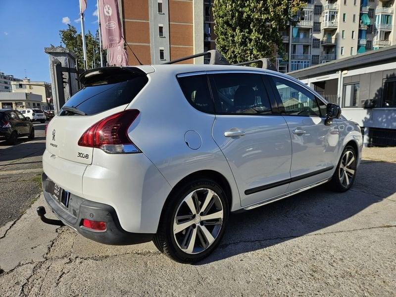 Peugeot 3008 HYbrid4 2.0 HDi GANCIO TRAINO