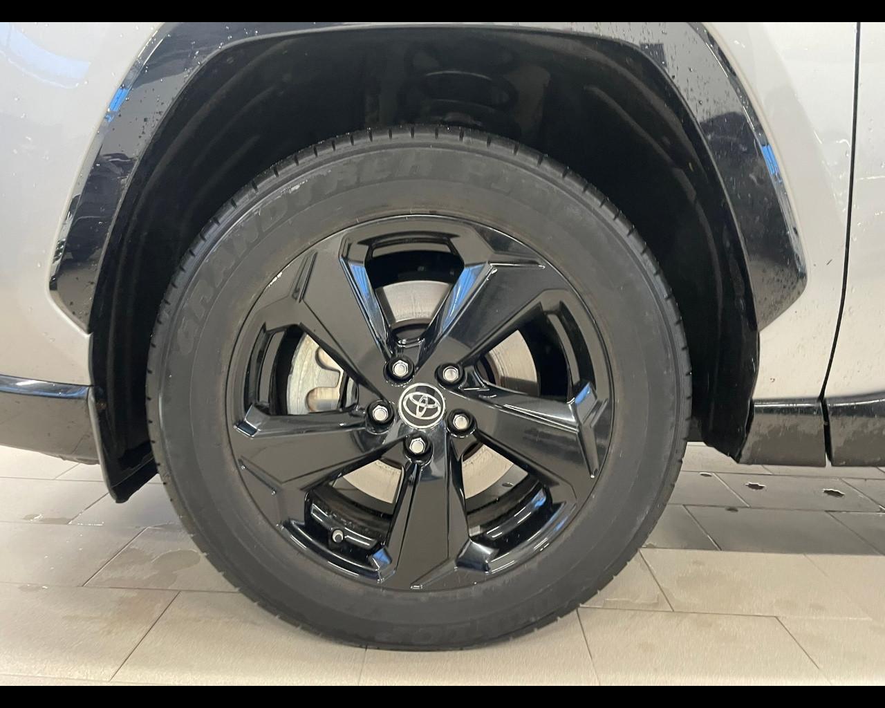 TOYOTA RAV4 5ª serie - RAV4 2.5 HV (218CV) E-CVT 2WD Lounge