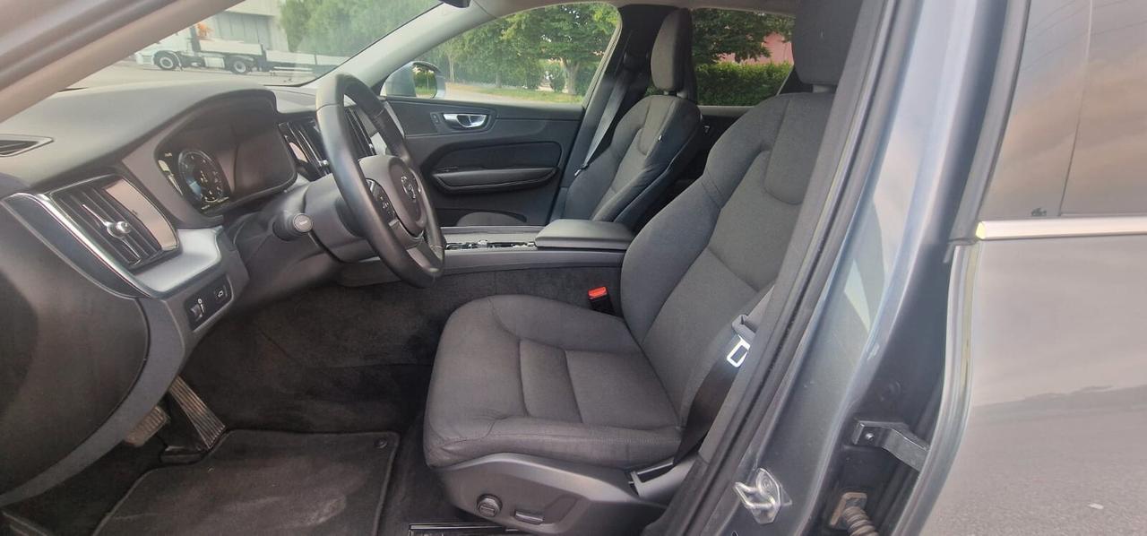 Volvo XC60 AWD B4 Diesel/Ibrida