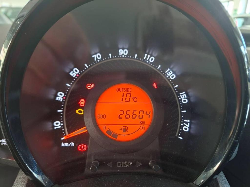 Toyota Aygo 5 Porte 1.0 VVT-i x-play