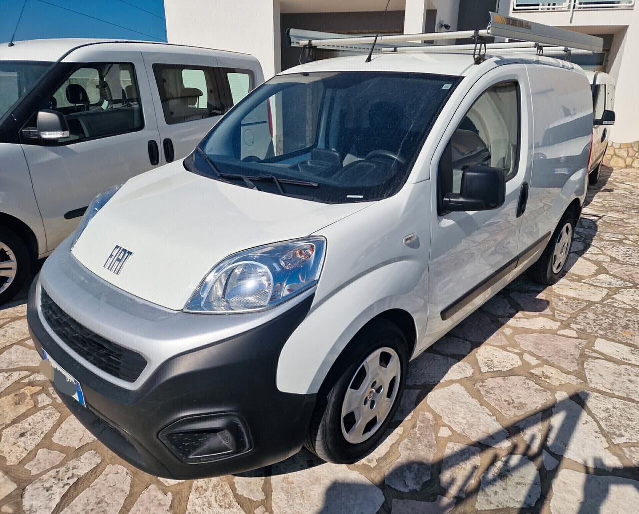 Fiat Fiorino 1.3 MJT 95CV Cargo SX 2022