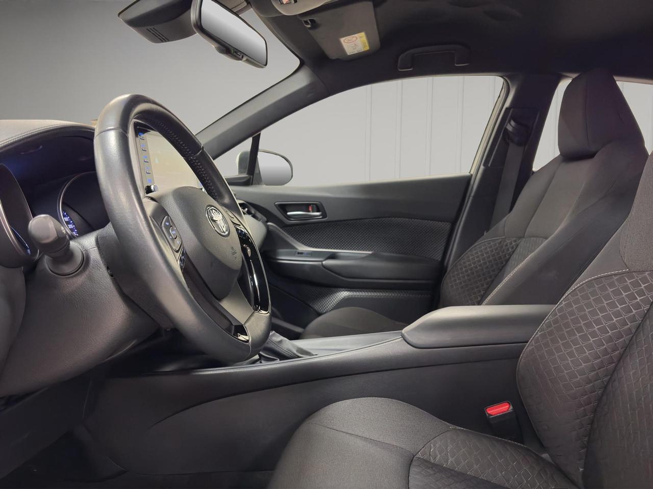 Toyota C-HR 1.8h Active e-cvt