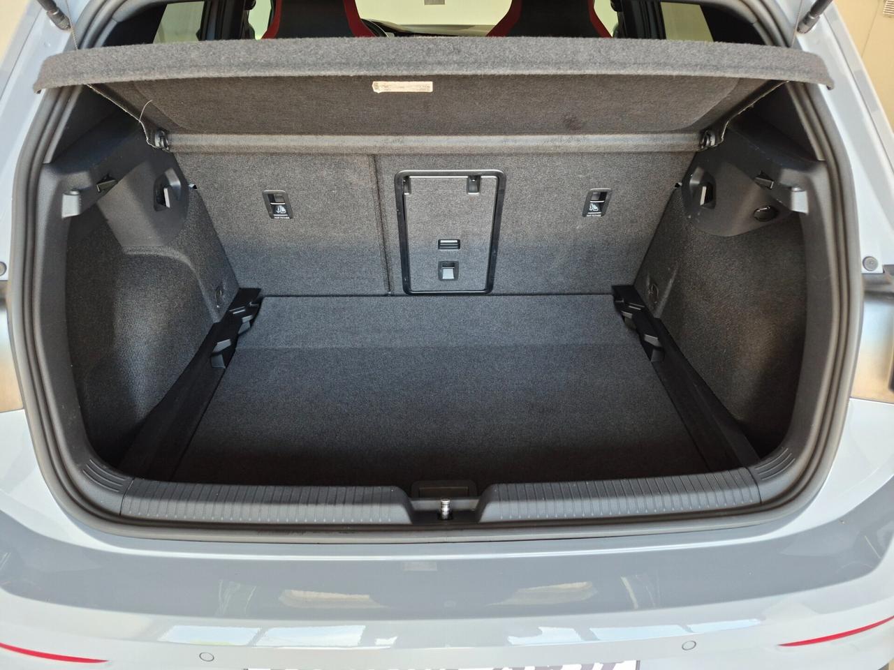 Volkswagen Golf GTI 5 PORTE LED NAVI CAR PLAY C.18 HARMAN KARDON AUTO UFFICIALE VW 1 PROPRIETARIO