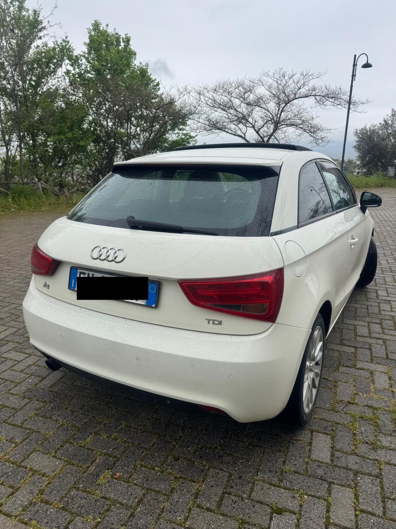 Audi A1 1.6 Diesel 90Cv TETTO 2012