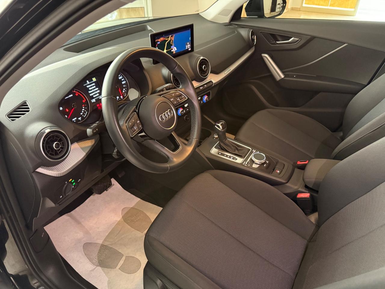 Audi Q2 35 TDI quattro S tronic Business