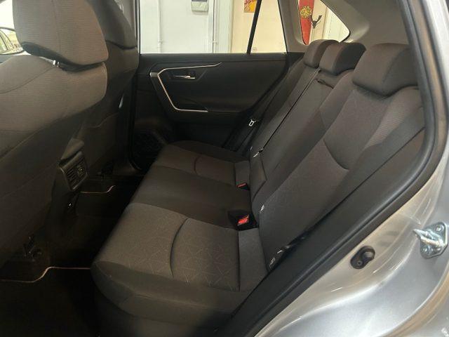 TOYOTA RAV 4 MY23 RAV4 2.5 HV (218CV) E-CVT 2WD Dynamic