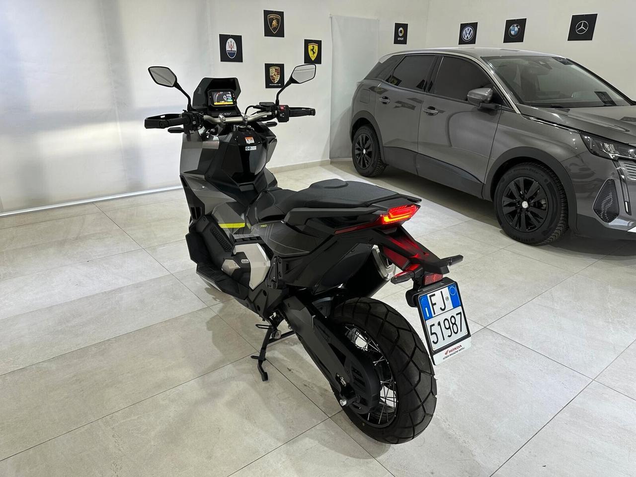 Honda X-ADV 750 EDIZIONE SPECIALE