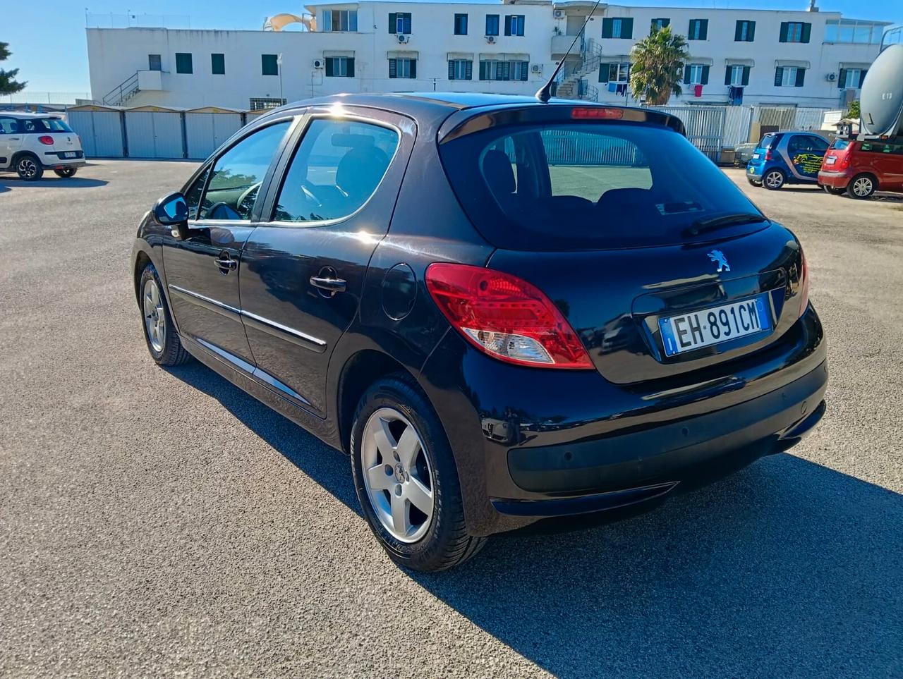 Peugeot 207 1.4 HDi 70CV 5p. Energie