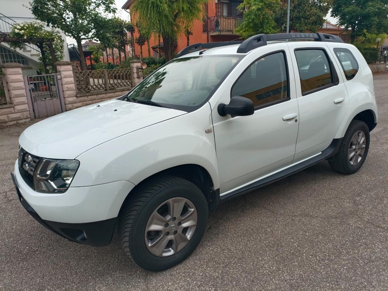 Dacia Duster 1.6 GPL Lauréate