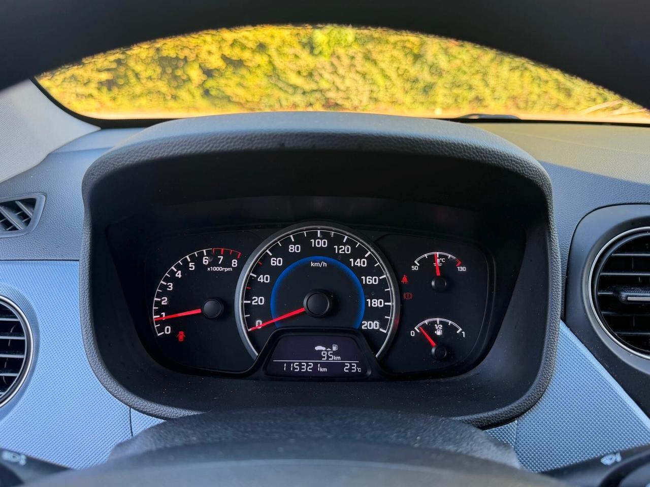 Hyundai i10 1.0 MPI Login Neopatentati