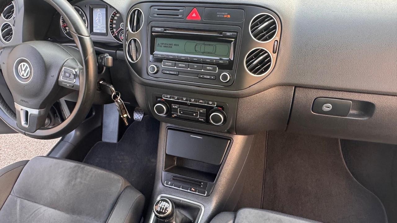Volkswagen Golf 1.4 TSI 122CV 5p. Highline ok neo patentati