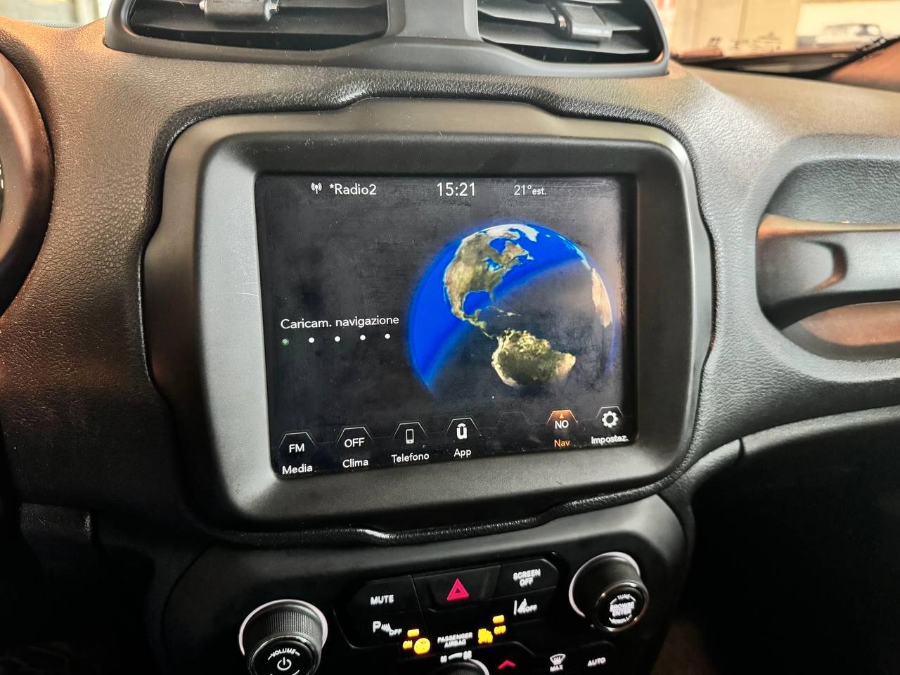 Jeep Renegade 1.6 Mjt 120cv DA 227 € AL MESE – SENZA ANTICIPO