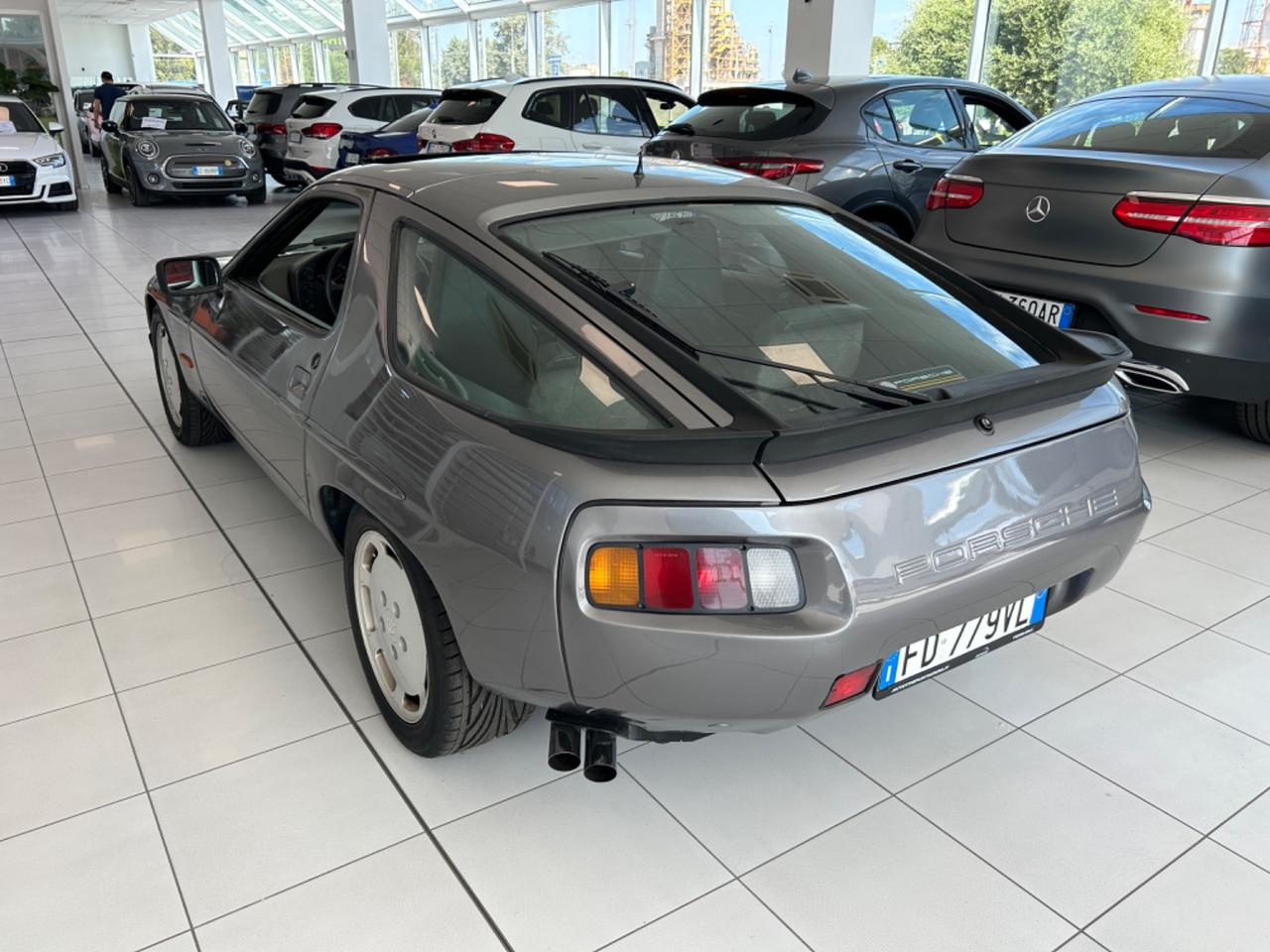 Porsche 928 S ASI