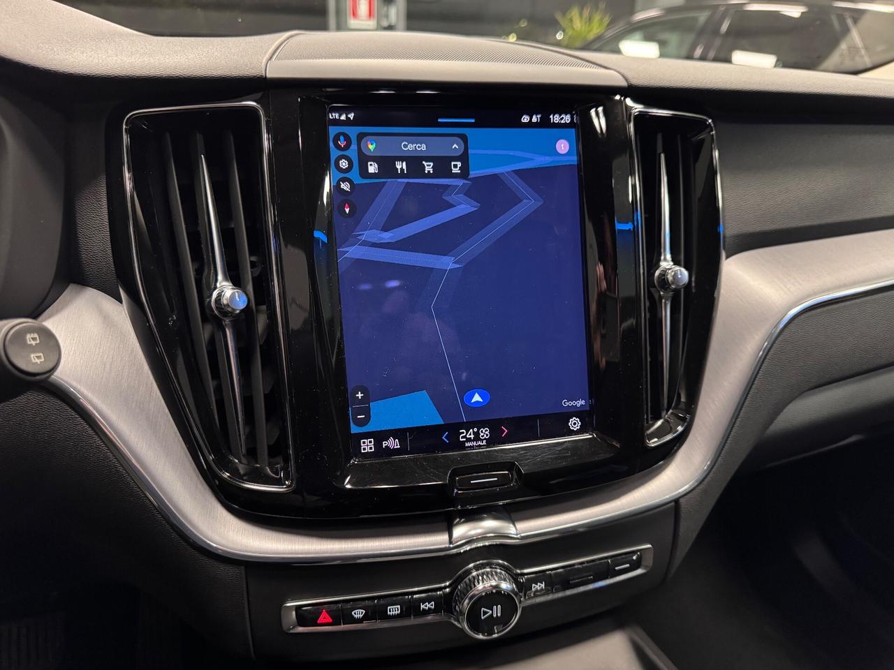 Volvo XC 60 XC60 B4 (d) AWD automatico Business