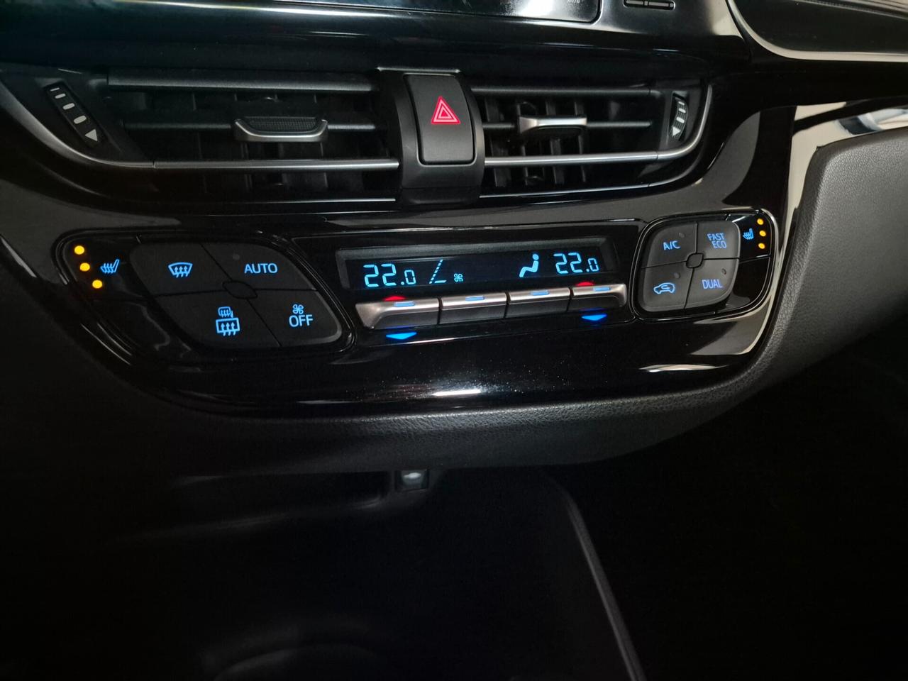 Toyota C-HR 1.8H E-CVT *24 MESI DI GARANZIA* LEDI NAVI RETROCAM. SEDILI RISC.