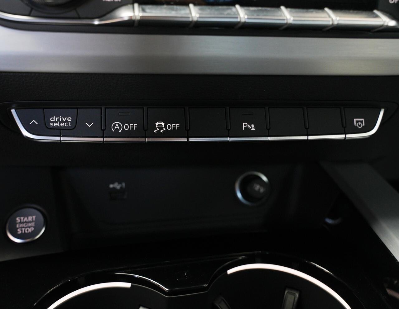 Audi A4 40 TDI S tronic line edition