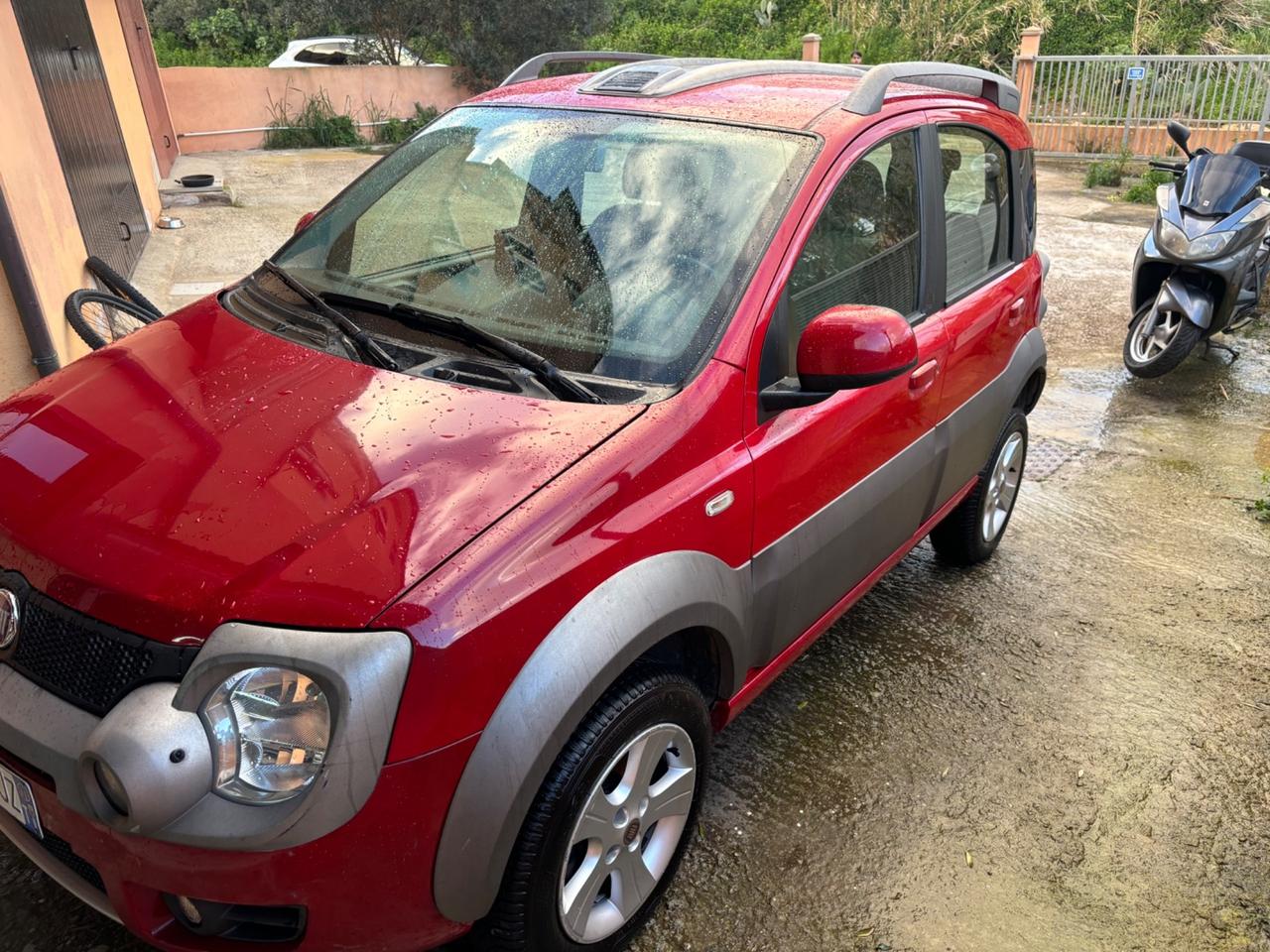 Fiat Panda 1.3 MJT 16V DPF 4x4 Cross serie speciale gancio traino di serie