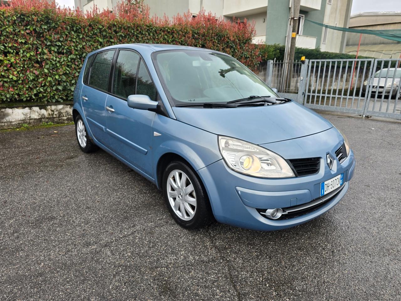 RENAULT SCENIC 1.5 dCi "OK PER NEOPATENTATI"