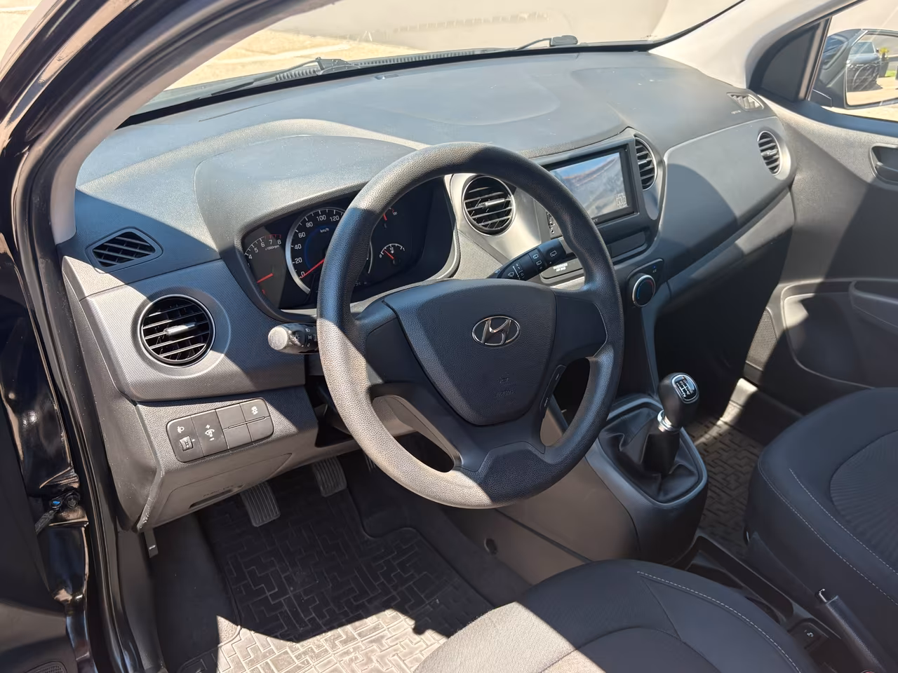 Hyundai i10 1.0 MPI ADVANCED