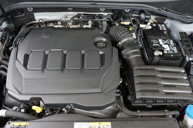 VOLKSWAGEN Passat Variant 2.0 TDI SCR EVO DSG Executive Certificata