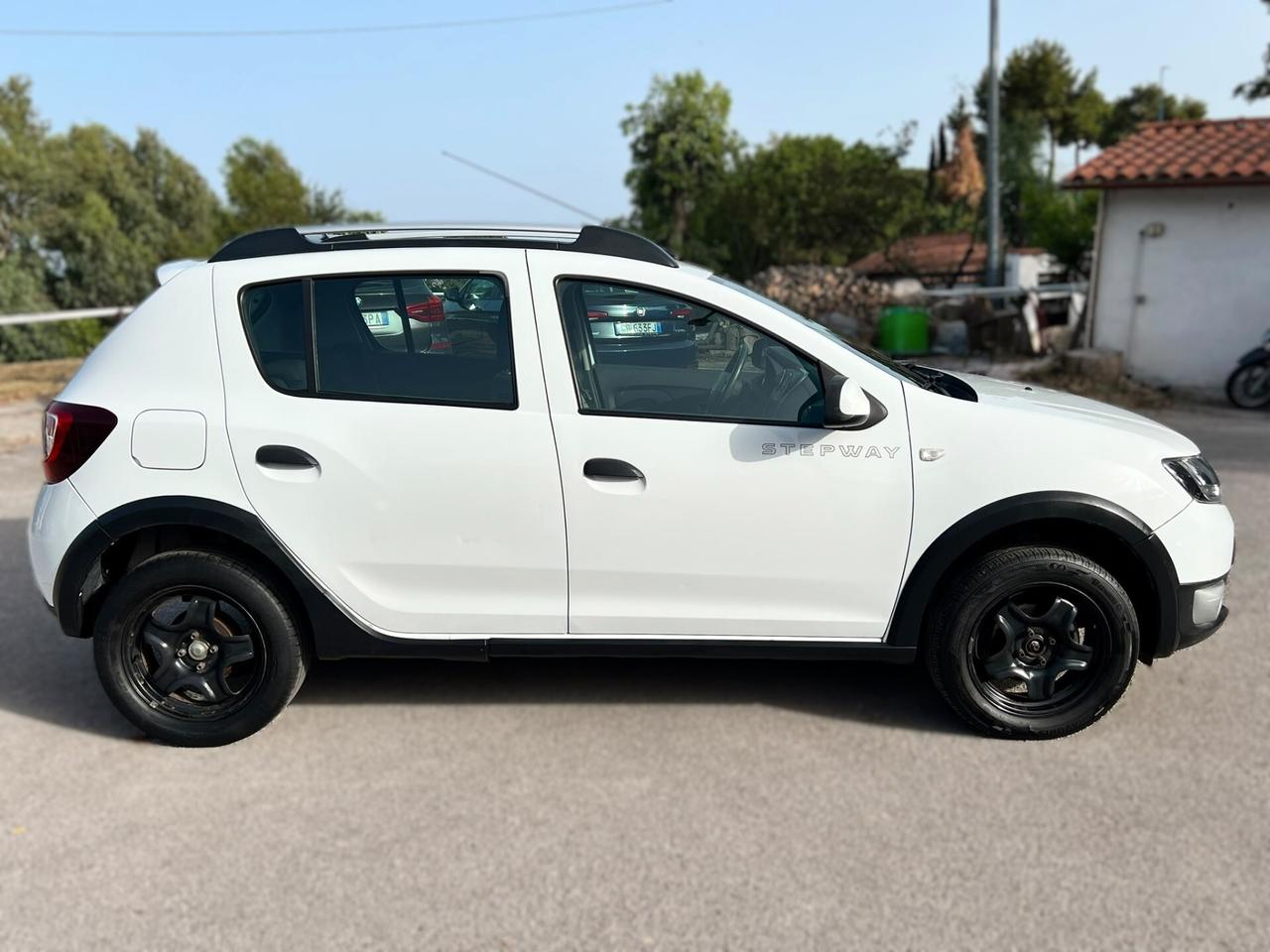 DACIA STEPWAY 0.9 TCe TurboGPL - 2016