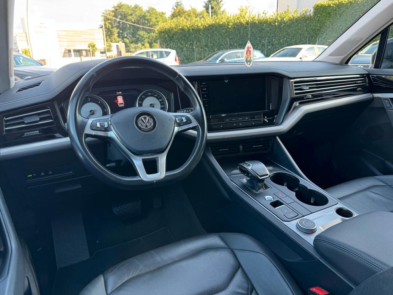 Volkswagen Touareg 3.0 V6 TDI SCR Black Style