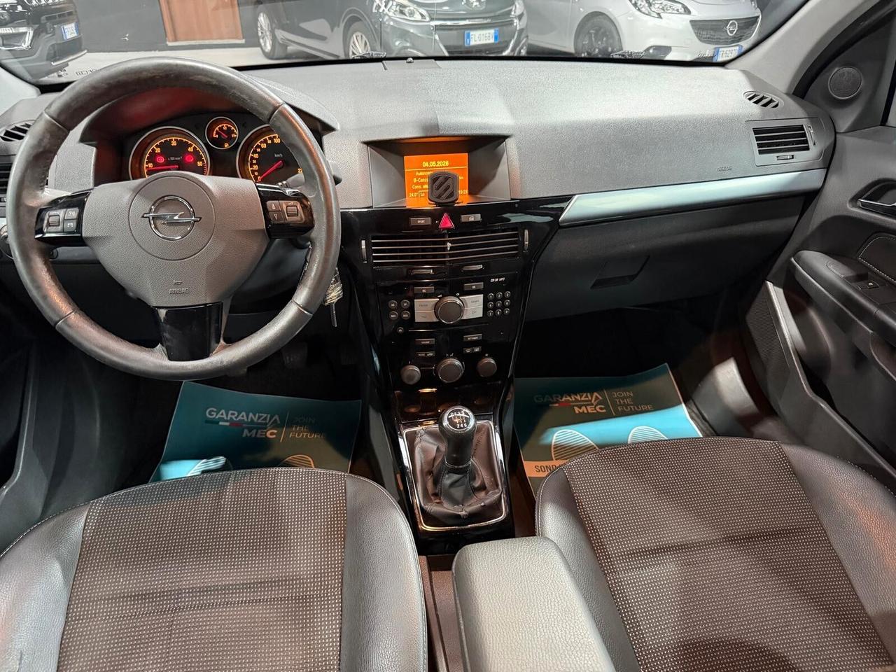 Opel Astra Sport+Pelle+4Stagioni+Neopatentati
