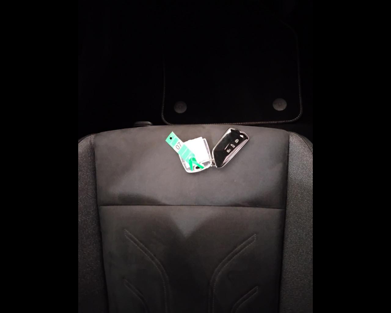 VOLKSWAGEN Golf VIII 2024 - Golf 2.0 tdi Style 150cv dsg