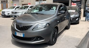 LANCIA YPSILON - ANNO 2022 - Cc 1.0 - Cv 70