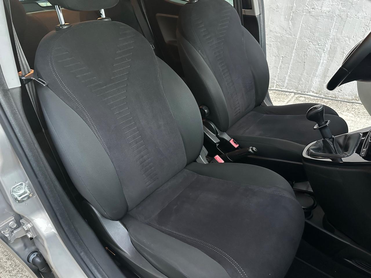 Lancia Ypsilon 1.2 69 CV 5 porte S&S Platinum