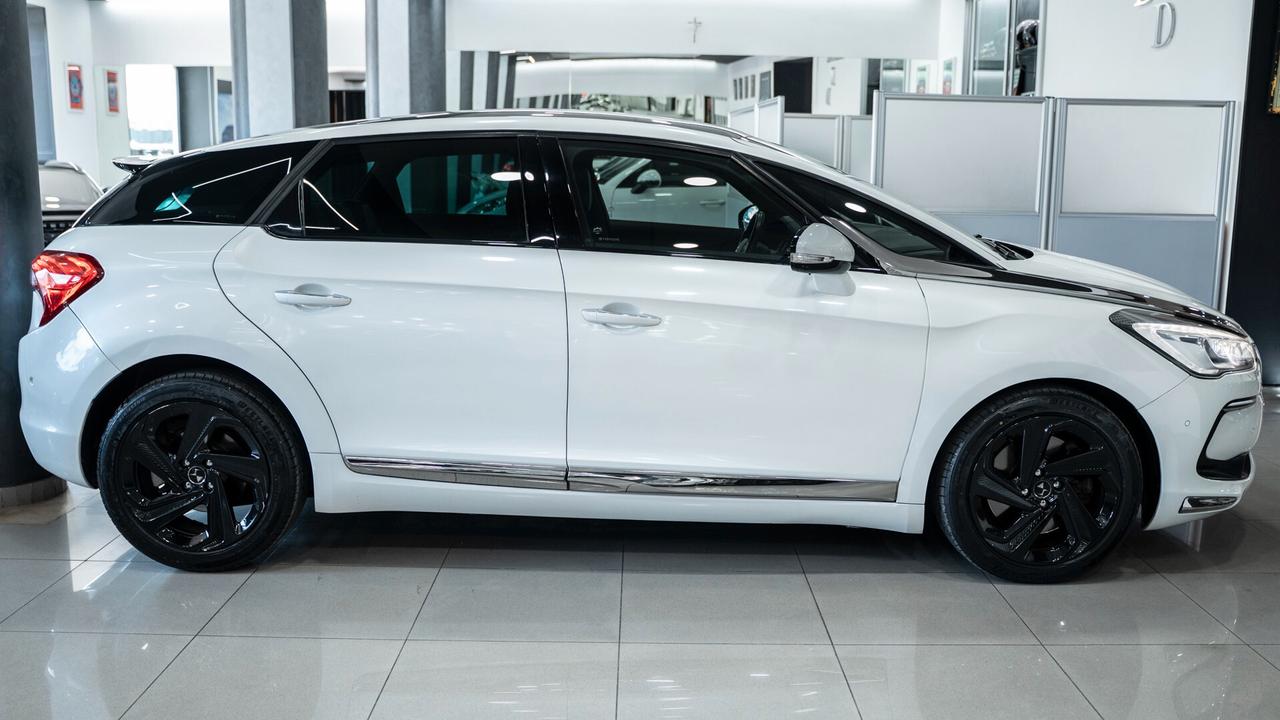 Ds DS5 Automobiles 5 2.0 BLUEHDI 180CV SPORTCHIC HEAD-UP TETTO PELLE XENO FULL OPTIONAL