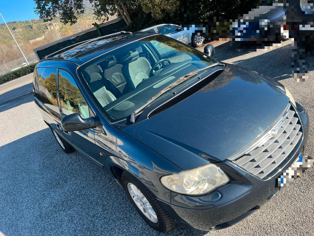 Chrysler Voyager 120.000 KM 2.5 CRD 7 posti cat LX Leather