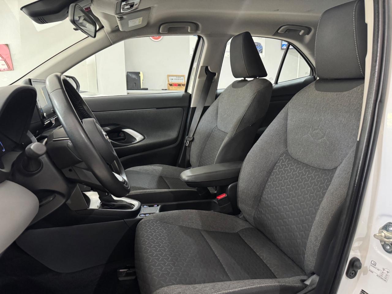 Toyota Yaris Cross 1.5 Hybrid 5p. E-CVT Business