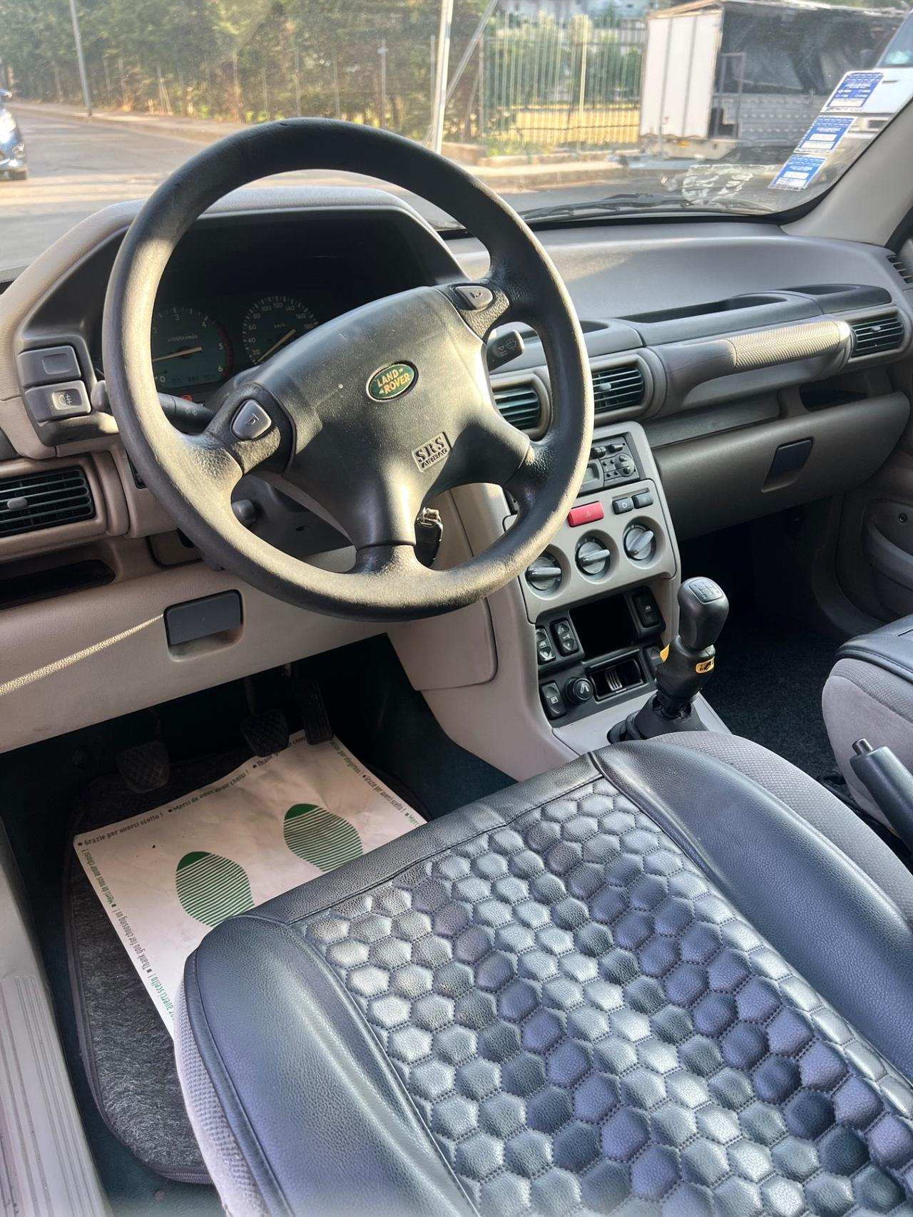 Land Rover Freelander 2.0 TD cat 3p. Hardback