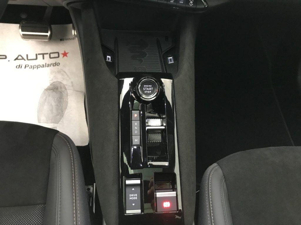 Alfa Romeo Junior 1.2 145 CV Hybrid eDCT6 Intensa + Tetto