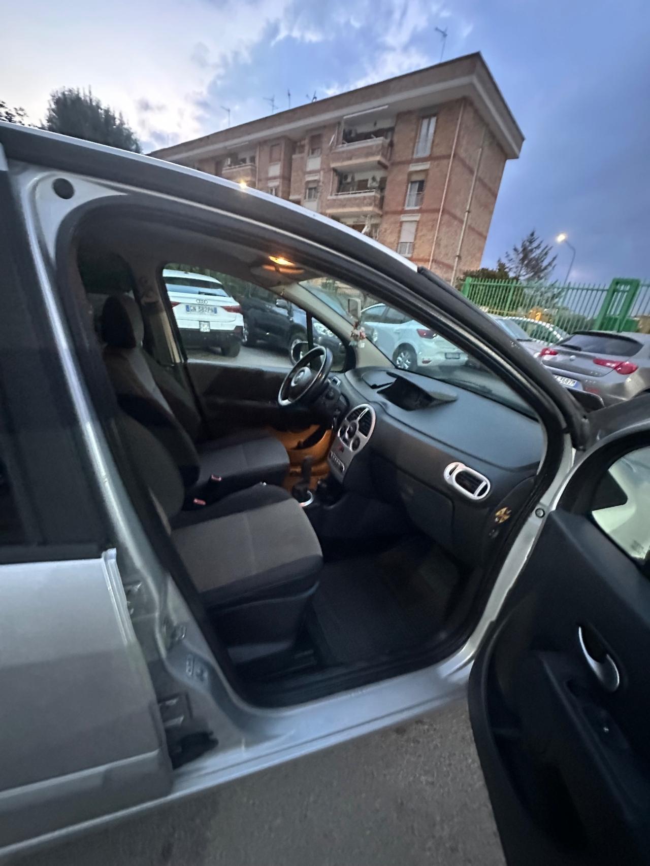 Renault Modus 1.2 16V Dynamique