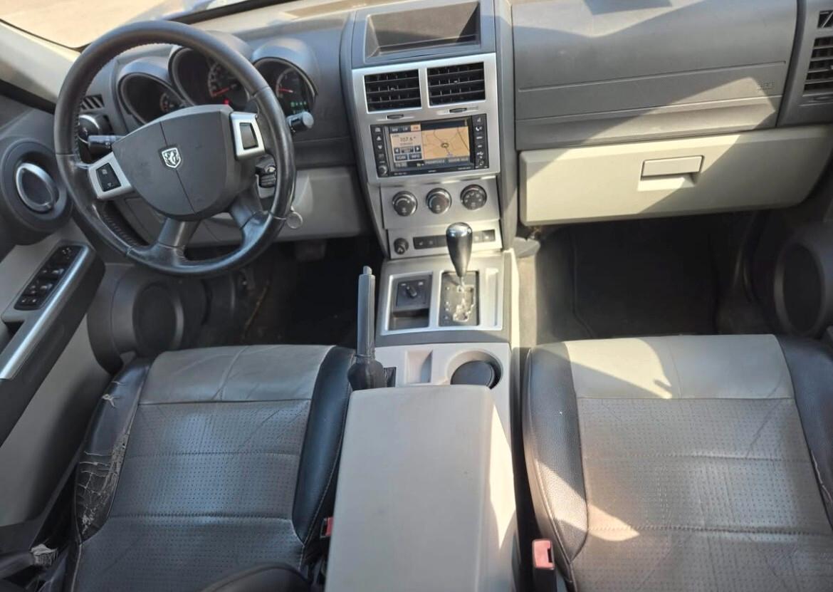 Dodge Nitro 2.8 CRD DPF R/T 4WD PELLE