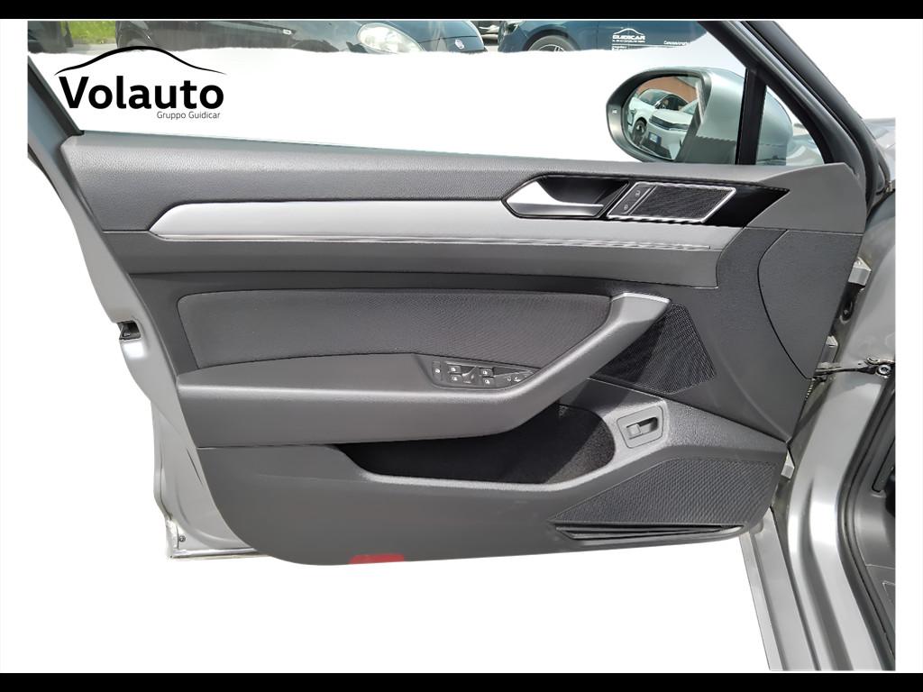 VOLKSWAGEN Passat VIII 2019 Variant - Passat Variant 2.0 tdi Business 122cv dsg
