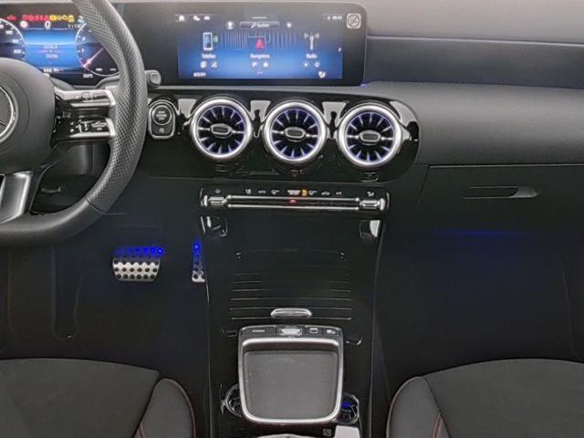 MERCEDES-BENZ A 180 Automatic AMG Line Advanced Plus