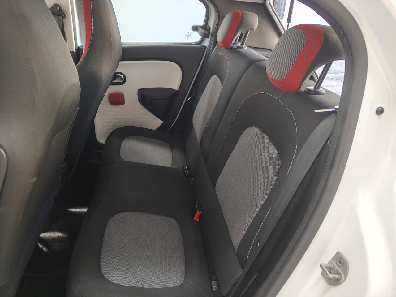 Renault Twingo Experience neopatentati