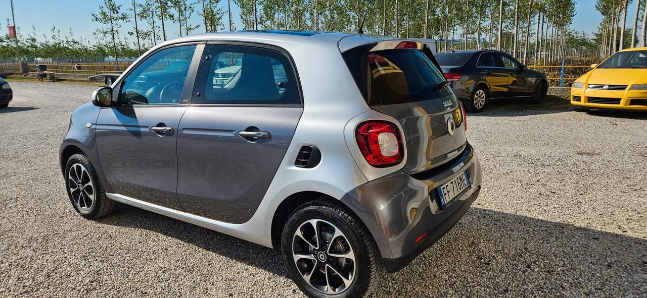 Smart ForFour 70 1.0 Youngster