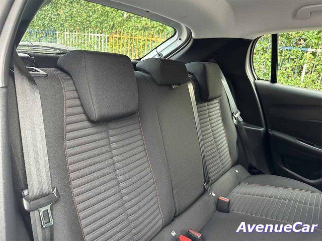 PEUGEOT 208 e Active Pack 100kW ADATTA A NEOPATENTATI IVA ESP.