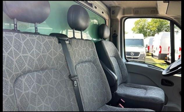 Foodtruck PESCHERIA FRIGGITORIA Renault Master TD