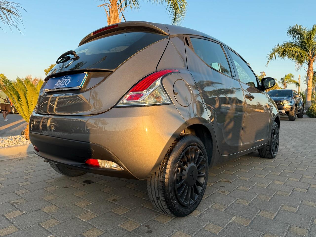 LANCIA YPSILON 1.2 69CV 5 PORTE ELEFANTINO 39999KM